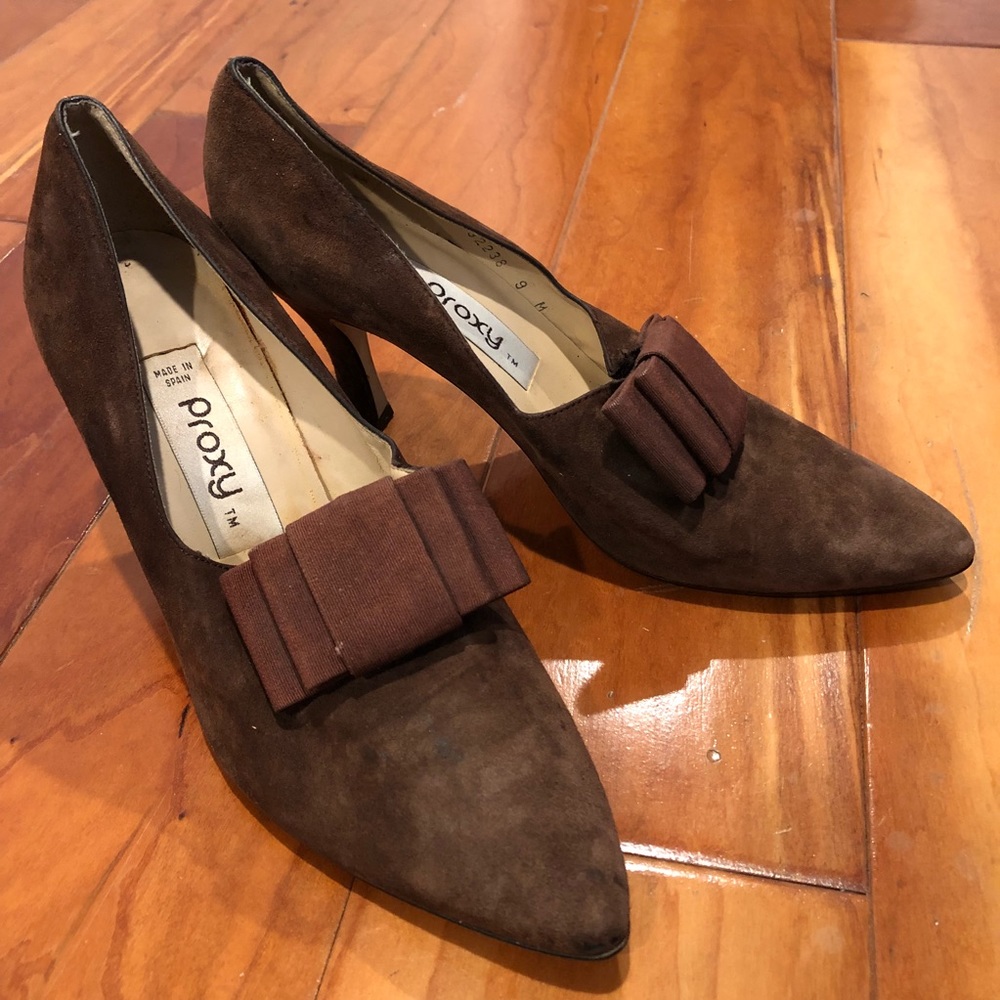 Proxy Suede Vintage Pumps